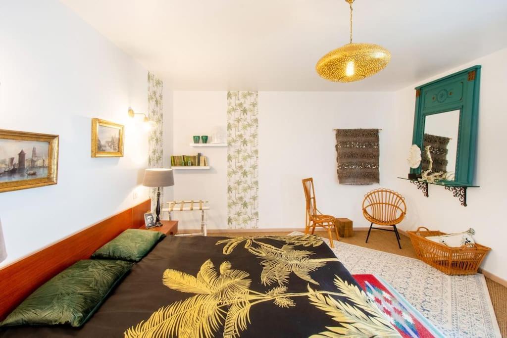 Holiday home Maison Chaleureuse En Centre Village Avec Cheminee
